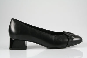 
                  
                    Graz low heeled pump court
                  
                