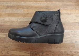 
                  
                    G Comfort Waterproof Velcro Fur Lined Boot
                  
                