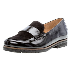
                  
                    Elder Loafer
                  
                