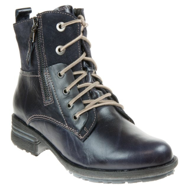 Sandra 91 Boot
